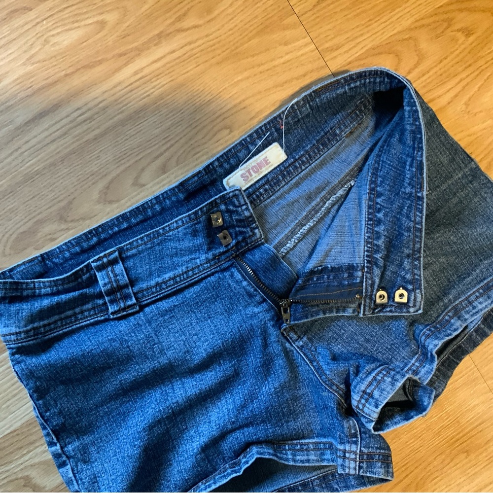 VINTAGE Stone Denim Jean Short Shorts - Size 9